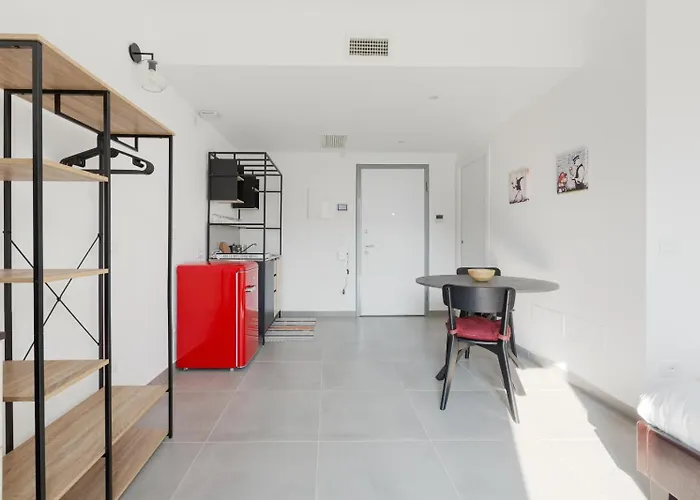 Guesthost - Udine M2 - Bright And Cozy Apartment *