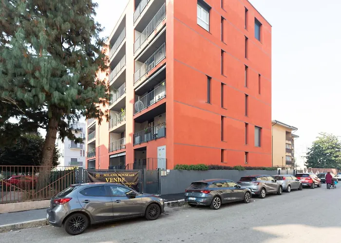 Guesthost - Udine M2 - Bright And Cozy Milan