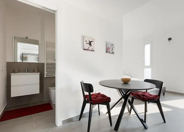Apartment Guesthost - Udine M2 - Bright And Cozy